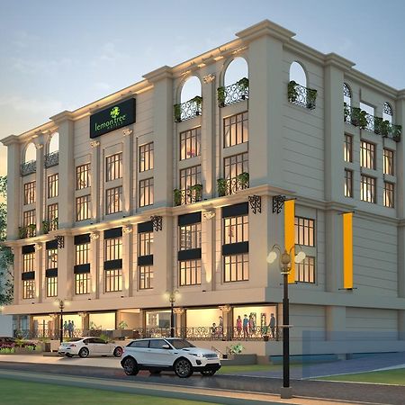 Lemon Tree Hotel Shiliguri Exterior foto